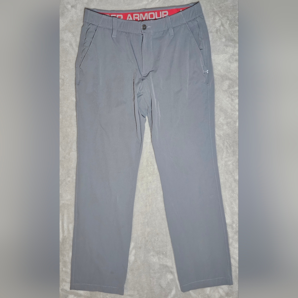 Under Armour Performance Golf Pants 34x32 Stretch Sticky Waist Band Embroidered.